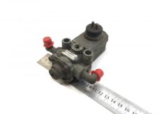 Valvă solenoid Scania - Piese auto 1335961, 500005186, 5010135774, 98465149, 1934980, 8133302, 1505432, N2509990040, 3127660, A6644297082, 6644297082
