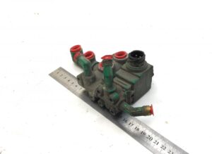 Valvă solenoid scania (coduri: 1376794, 2038655) 1 Valvă solenoid scania (coduri: 1376794, 2038655)