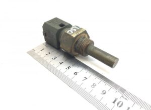 Senzor temperatură lichid de răcire volvo vdo 051 1 Senzor temperatură lichid de răcire volvo vdo 051