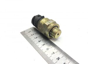 Senzor de presiune volvo 20424060 3963480-24 1 Senzor de presiune volvo 20424060 3963480-24