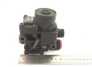 Supapă abs axa față stânga man 486201003 1 Supapă abs axa față stânga man 486201003
