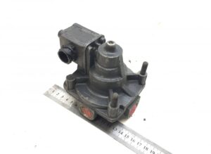 Regulator de presiune aer mercedes a0044299844 / a0044299944 / a0054290044 / a0054290844 / a0054291544 / a0054293944 1 Regulator de presiune aer mercedes a0044299844 / a0044299944 / a0054290044 / a0054290844 / a0054291544 / a0054293944