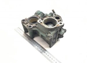 Carcasă termostat volvo 3979076 / 471780 / 8192924 / 471784 1 Carcasă termostat volvo 3979076 / 471780 / 8192924 / 471784