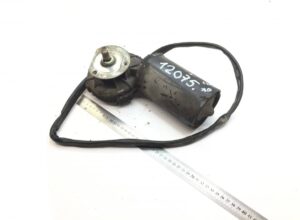 Motor ștergător parbriz scania 12075