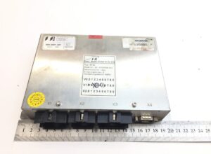Unitate de control ușă scania bt24 570885 1 Unitate de control ușă scania bt24 570885