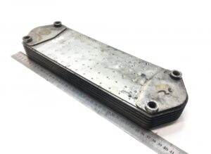 Răcitor de ulei motor pentru scania 1448933, 1543688, 1900032, 1400861, 2793574, 1333183