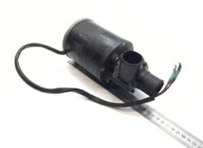 Pompa de circulație lichid de răcire pentru Volvo, coduri 70318680 / 20757756