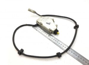 Motor închidere centralizată dreapta daf 1339022 24v 1 Motor închidere centralizată dreapta daf 1339022 24v