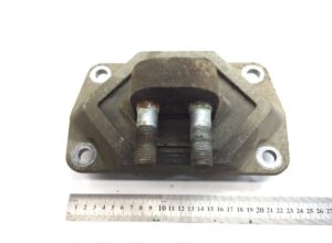 Izolator vibrații motor spate stânga renault 5010316680 1 Izolator vibrații motor spate stânga renault 5010316680