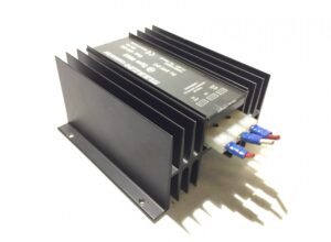 Convertor de tensiune volvo 24v – 12v, model: 20427985, 8156774, 20455097, 20716980, 20555710, 1080068, 85111606, 3963539