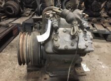 Compresor AC Volvo AB17927-001, folosit