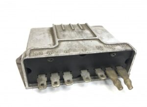Reostat ventilator încălzitor cabină volvo 18616604 1 Reostat ventilator încălzitor cabină volvo 18616604