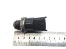 Senzor de Presiune Combustibil MAN 5127421 - Diverse Coduri OEM