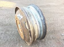 Jantă Volvo 22.5x7.5-12 Second Hand Ruginită