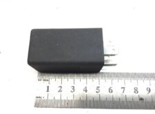 Releu Scania 383740 - Dimensiuni 7 cm x 3 cm