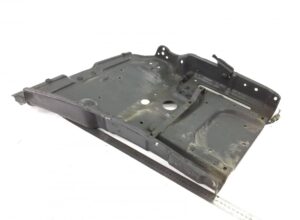 Placă de trepte dreaptă, corp metalic, pentru scania (coduri: 1515194, 1351194, 1386269) 1 Placă de trepte dreaptă, corp metalic, pentru scania (coduri: 1515194, 1351194, 1386269)