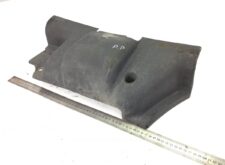 Capac din plastic pentru partea dreaptă sub bara față Scania 1383330