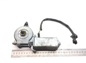 Motor regulator de geam dreapta volvo 244/251/38 1714812 5001852886 1400756 1 Motor regulator de geam dreapta volvo 244/251/38 1714812 5001852886 1400756