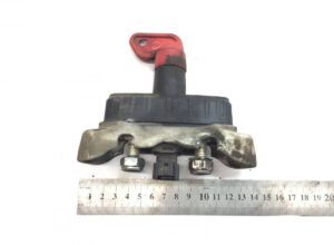 Comutator izolator baterie volvo - model 7421199003 / 21199003 / 21243844 / 21260449 / 20514309 1 Comutator izolator baterie volvo – model 7421199003 / 21199003 / 21243844 / 21260449 / 20514309