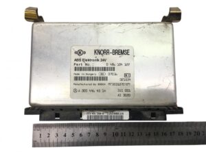 Unitate de control abs knorr-bremse 24v mercedes a0004464514 (0 486 104 122) 1 Unitate de control abs knorr-bremse 24v mercedes a0004464514 (0 486 104 122)