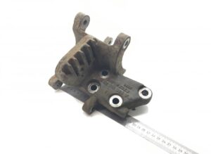 Suport alternator mercedes a9061503770 9061503770 a9061552835 9061552835 1 Suport alternator mercedes a9061503770 9061503770 a9061552835 9061552835