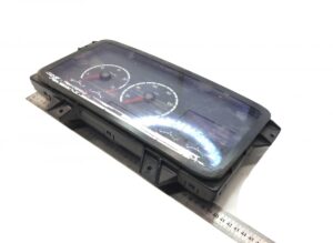 Ceas de bord pentru scania (coduri oem: 1922804, 1780556, 1796373, 1861691, 1870091, 1773236, 1773288, 1870087, 1780549, 1796346, 1861688, 1763030)