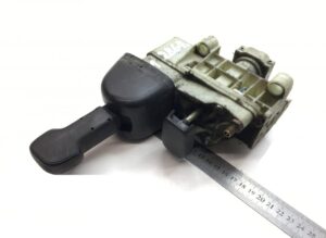Supapă frână de mână scania 1882112/1548207/1774969/1524319 1 Supapă frână de mână scania 1882112/1548207/1774969/1524319