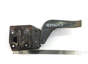 Suport cabină spate stânga mercedes 12898 d310 v. P 1 Suport cabină spate stânga mercedes 12898 d310 v. P