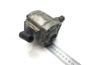 Pompa de ulei pentru platformă de încărcare volvo hf12 1 Pompa de ulei pentru platformă de încărcare volvo hf12