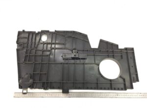 Capac de protecție motor volvo 82153331 82339572 84033065 1 Capac de protecție motor volvo 82153331 82339572 84033065