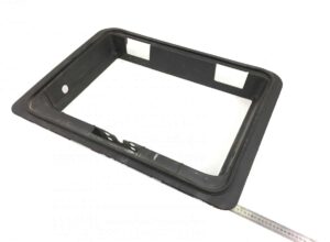 Capac compartiment de depozitare cabină, cadru din plastic, dreapta – volvo 82295777