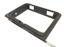 Capac compartiment de depozitare cabină - cadru din plastic stânga pentru Volvo