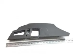Capac dreapta tablou de bord volvo 82824516
