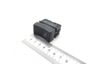 Comutator lampi de lucru volvo 23172295 – dimensiune: 3. 5 cm
