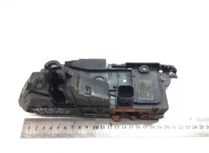 Încuietoare ușă stânga volvo 21884397 22945547 23361095 84086963 1 Încuietoare ușă stânga volvo 21884397 22945547 23361095 84086963
