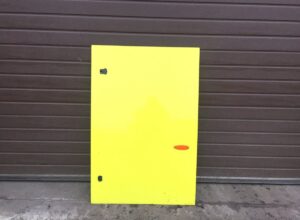 Trapă laterală galbenă pentru autobuz dreapta - scania f319008 77700419 1 Trapă laterală galbenă pentru autobuz dreapta – scania f319008 77700419