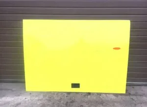 Trapă laterală 4 pentru autobuz stânga, scania 77700408 – galbenă