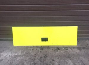 Trapă laterală pentru autobuz 5 dreapta scania f319017 77700418 - galbenă 1 Trapă laterală pentru autobuz 5 dreapta scania f319017 77700418 – galbenă