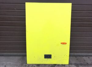 Trapă laterală dreapta pentru autobuz scania f319011 77700414 1 Trapă laterală dreapta pentru autobuz scania f319011 77700414