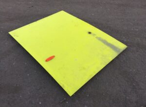 Trapă laterală galbenă pentru autobuz scania (stânga) f319012 77700411