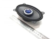Difuzor oval Scania 8383089 cu grilă neagră și detaliu albastru, 13 cm