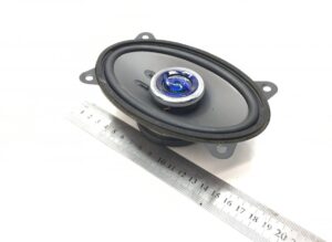 Difuzor oval scania 8383089, 16 cm, 4 găuri de montare, negru 1 Difuzor oval scania 8383089, 16 cm, 4 găuri de montare, negru