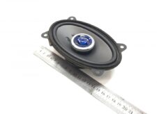 Difuzor Auto Ovoidal cu Grilă Albastră și Margini Negre, 16 cm