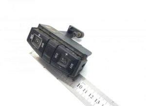 Modul comutator cruise control volan inferior scania 1870912 1 Modul comutator cruise control volan inferior scania 1870912