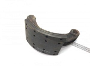 Plăcuță de frână pentru frână cu tambur scania - cod 4557389 1 Plăcuță de frână pentru frână cu tambur scania – cod 4557389