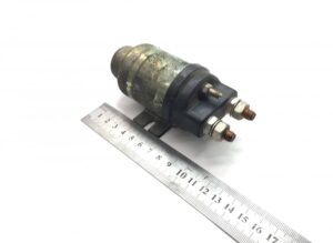 Releu de tensiune pentru volvo, model 1886264, 649720, 1372850, 1519488, 1407661, 1577376, 20367490, 1088170, 7420367490, 5010306654 1 Releu de tensiune pentru volvo, model 1886264, 649720, 1372850, 1519488, 1407661, 1577376, 20367490, 1088170, 7420367490, 5010306654