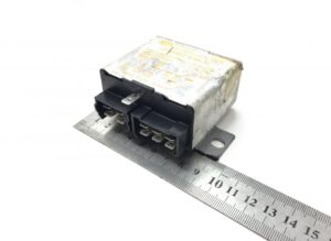 Releu lumini de pericol bova 4dw 002 834-10 12v 1 Releu lumini de pericol bova 4dw 002 834-10 12v