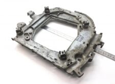 Suport de la motor Scania 2377040 - Piesa metalică rectangulară cu fixări multiple