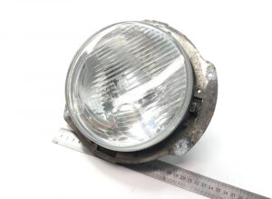 Reflector dreapta scania h4 12v 60/55w 1 Reflector dreapta scania h4 12v 60/55w