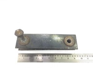 Placă de prindere pentru bară stabilizatoare axa motrică volvo 1079191/1079192/968298-11
